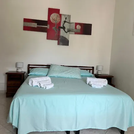 Calamaterdomini A 2 Passi Dal Mare ברינדיזי